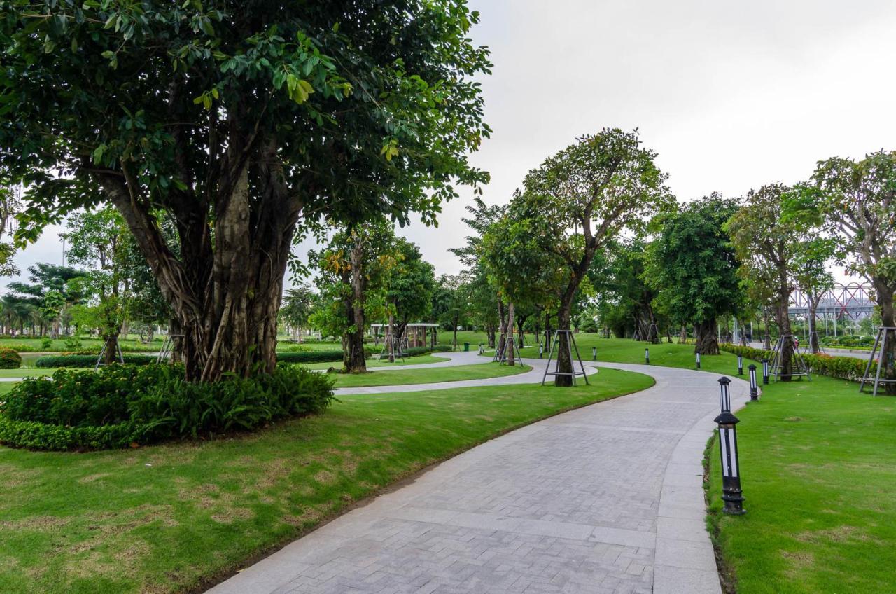 הו צ'י מין סיטי Luxury Vinhomes Central Park Humi Apartment מראה חיצוני תמונה